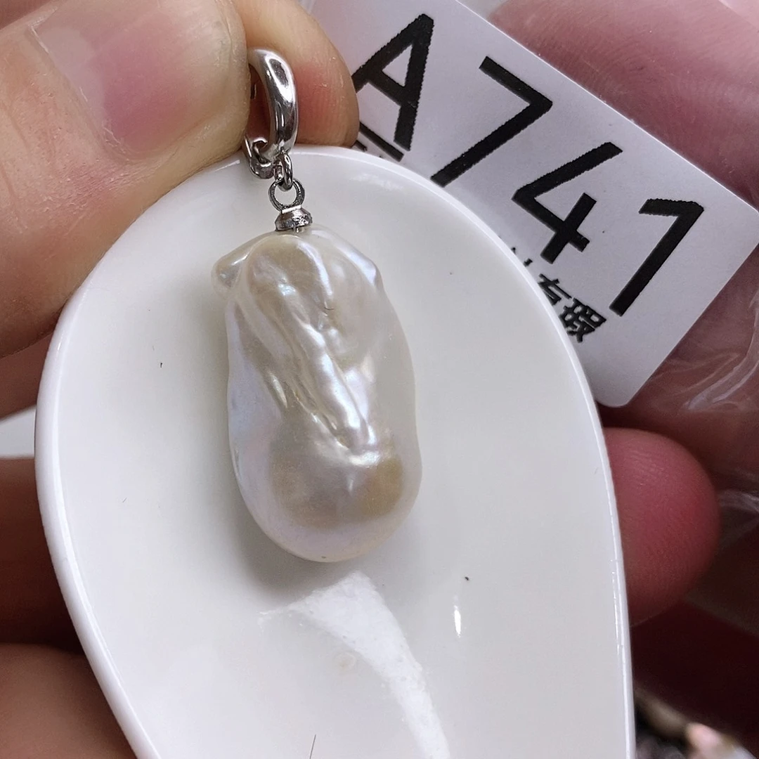 淡水珍珠未镶嵌颈饰