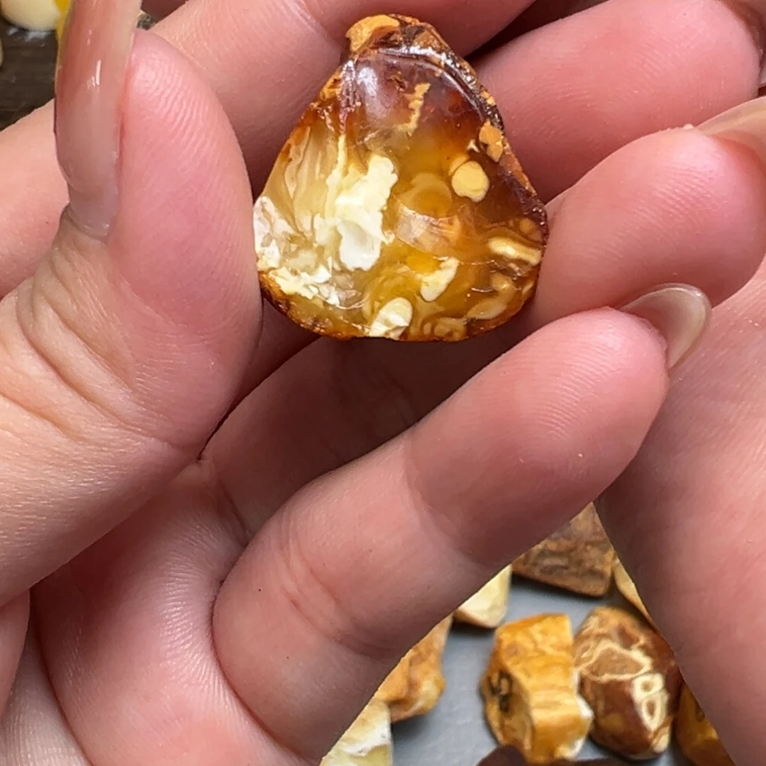 未镶嵌定制琥珀蜜蜡