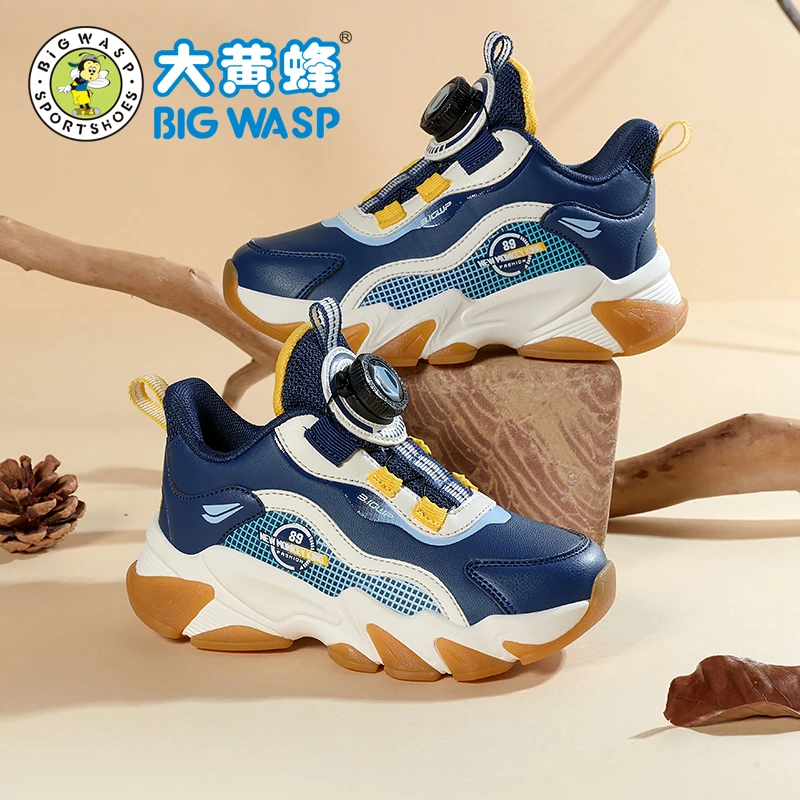 大黄蜂儿童鞋子皮面男童春季防水防滑大童透气时尚休闲跑步运动鞋