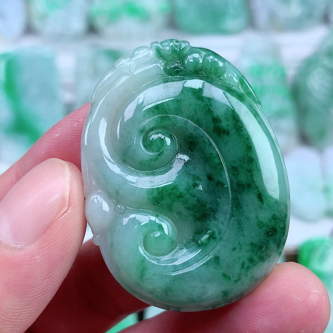 翡翠未镶嵌颈饰翡翠吊坠