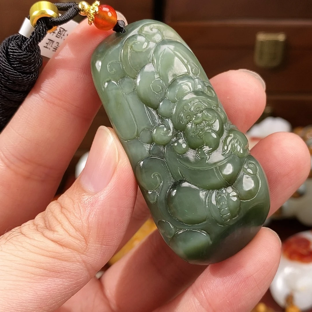颈饰未镶嵌和田玉