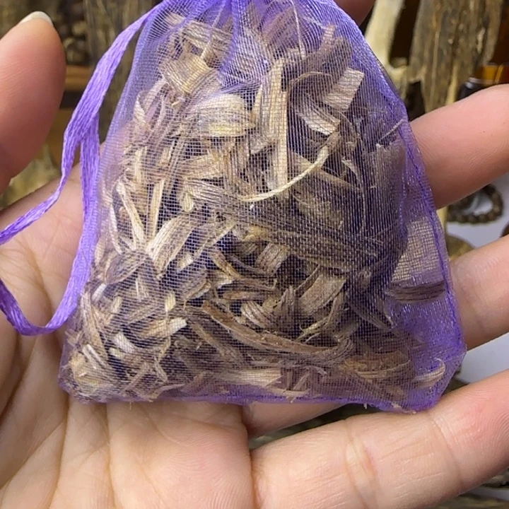 沉香碎屑沉香原材料勾丝香包