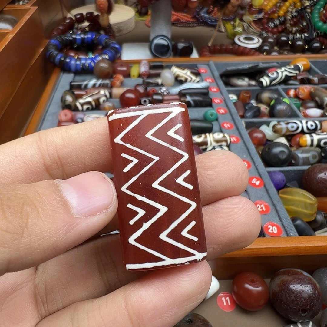 玉***夫玛瑙/玉髓未镶嵌珠宝半成品