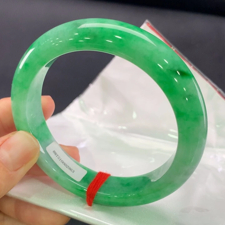 翡翠未镶嵌手镯正圈58-59