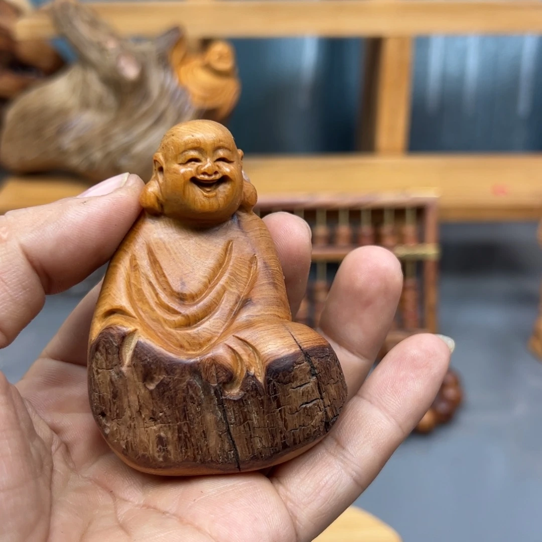 表***一木崖柏木摆件手把件