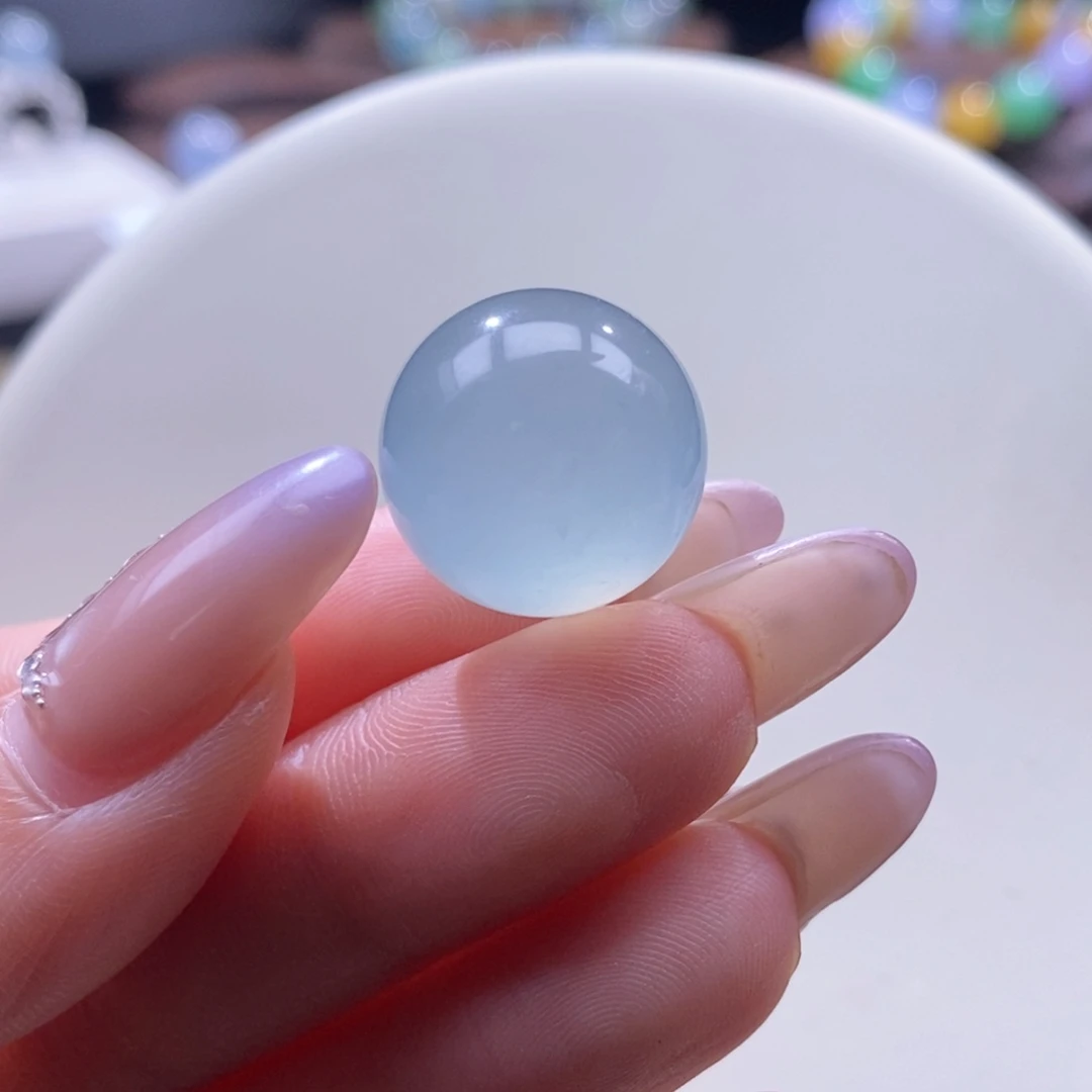 翡翠未镶嵌颈饰翡翠冰天空蓝大珠