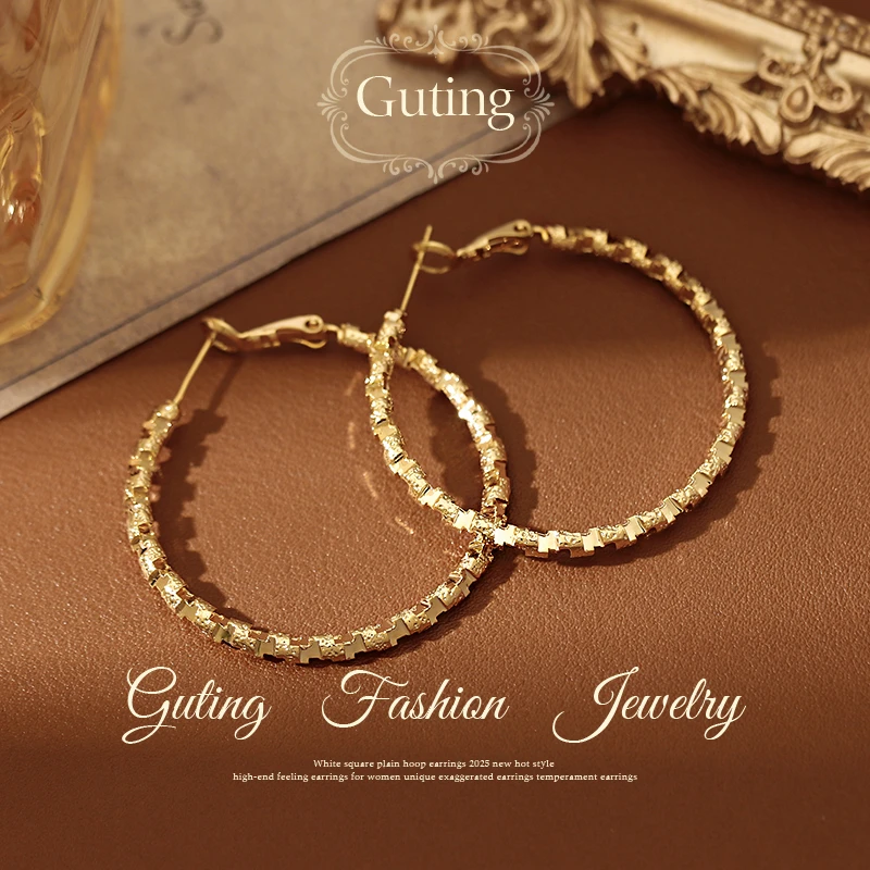 铜合金耳饰 21416高级感金属耳圈女轻奢小众设计感耳饰