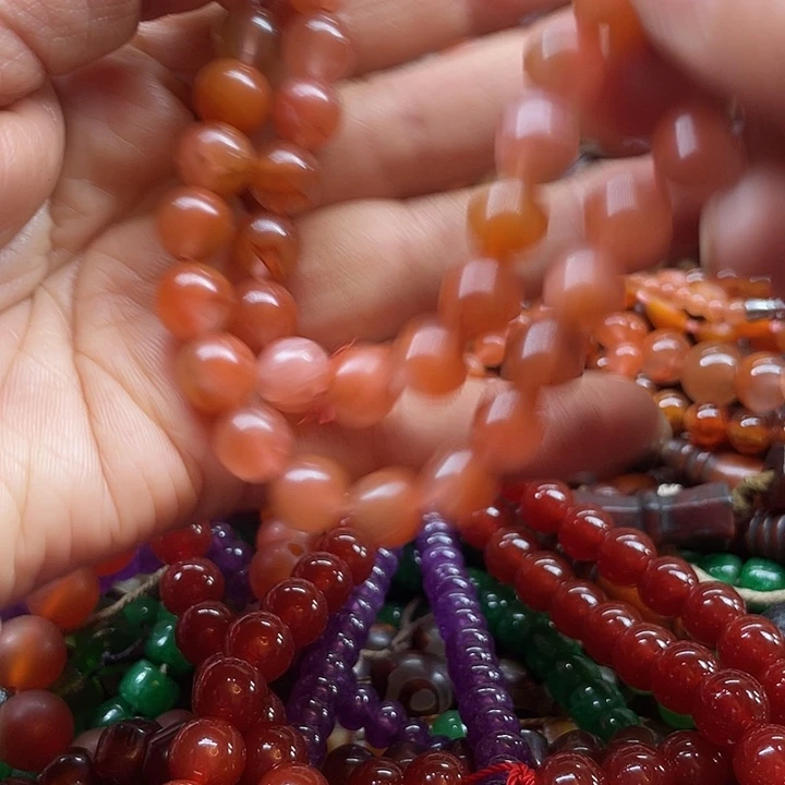 利***玛瑙/玉髓未镶嵌颈饰