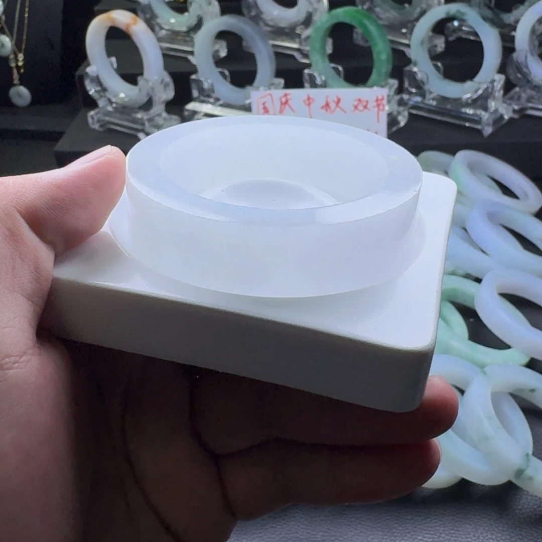 未镶嵌手镯定制翡翠白冰白月光卷草轮胎