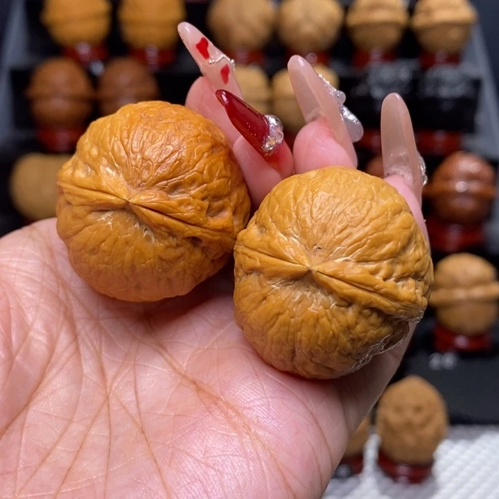 文玩核桃把件胖头陀47号