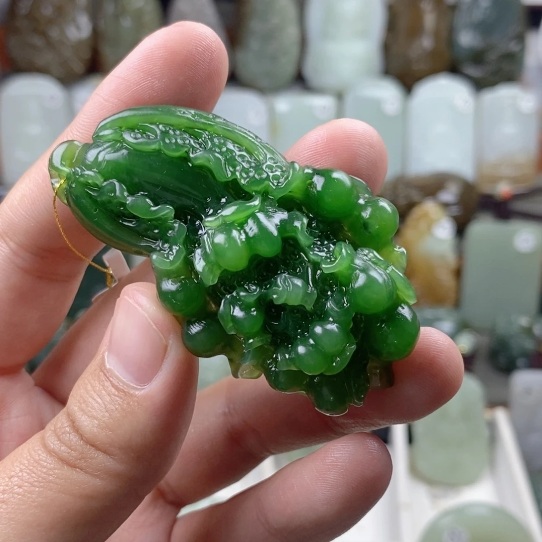 和田玉（碧玉）未镶嵌颈饰