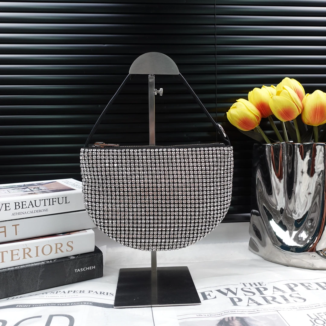 95新 Alexander McQueen/亚历山大·麦昆 单肩包/T20346781