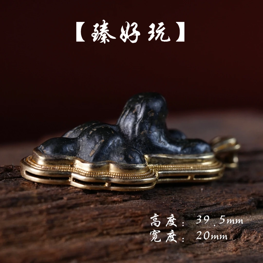 精美藏式雪狮托甲坠饰