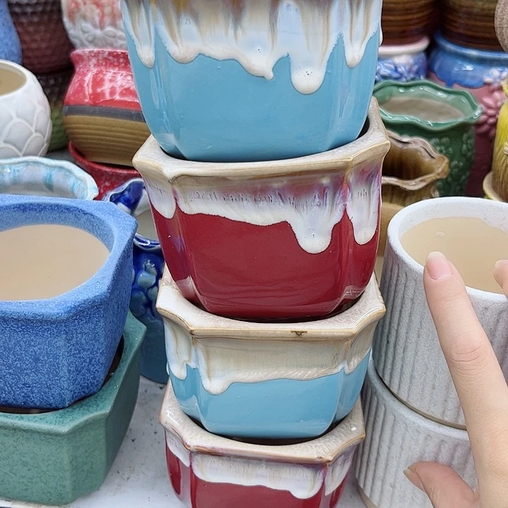 多肉绿植陶瓷花盆9.9包邮，有孔