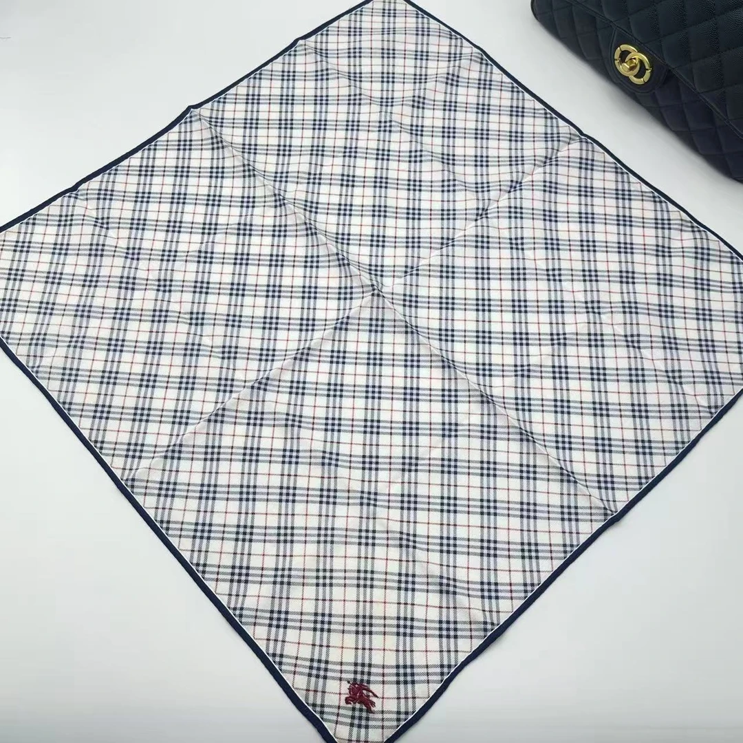 99新 BURBERRY/博柏利 海囤/巴宝莉/丝巾/xh94246