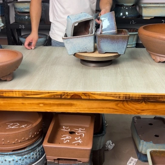 紫砂花盆高温四方小盆两套。外尺寸18*14