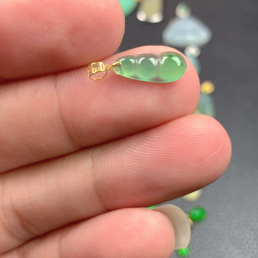 【闪购商品】翡翠18K金镶嵌颈饰翡翠