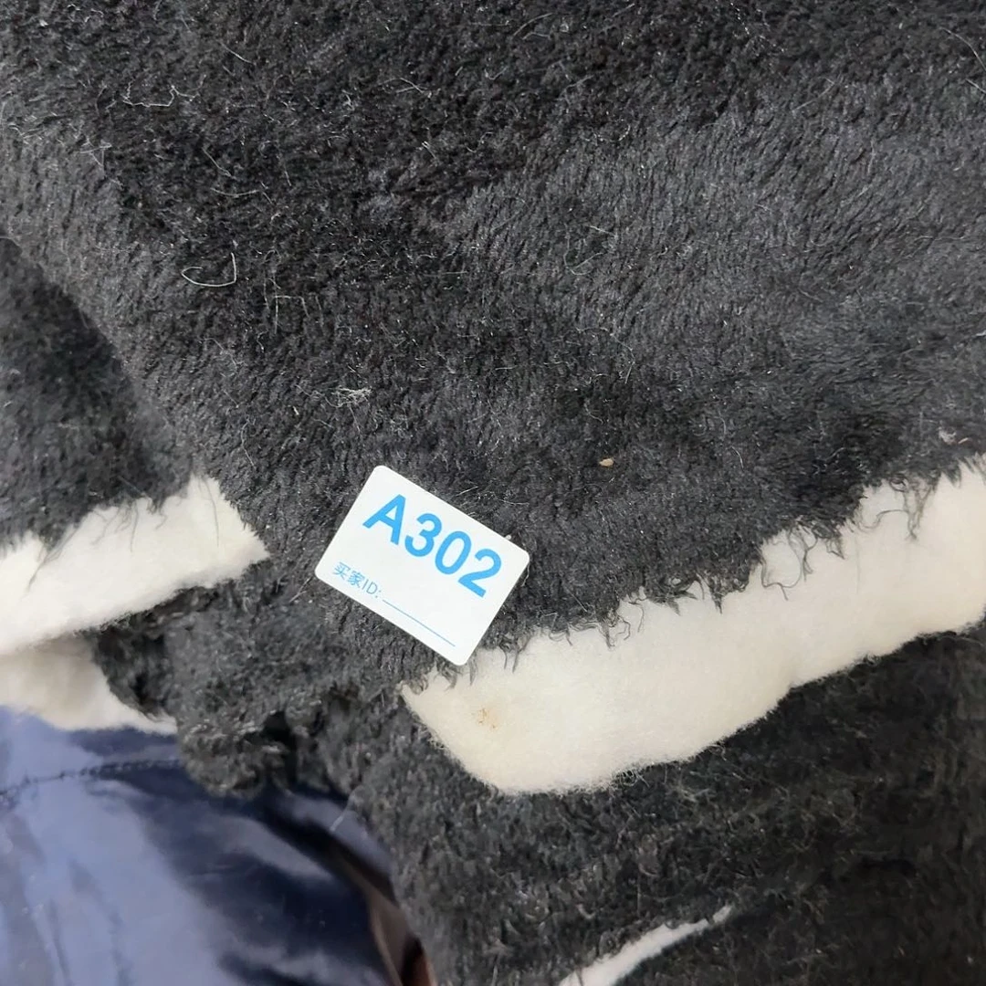 黑色法兰绒加棉14元2米302