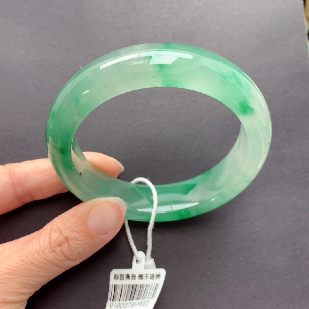 未镶嵌手镯石英质玉