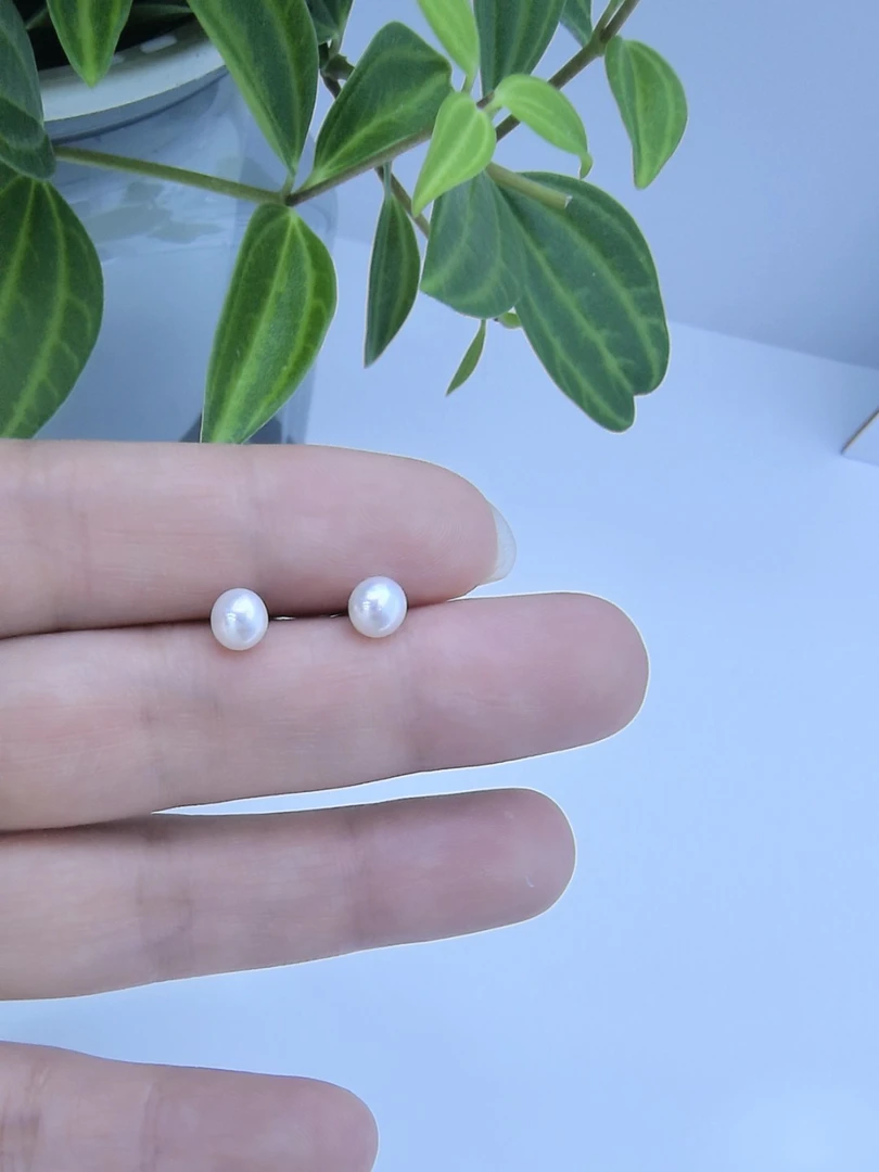 馒头珠耳钉极光微微瑕4.5-5mm