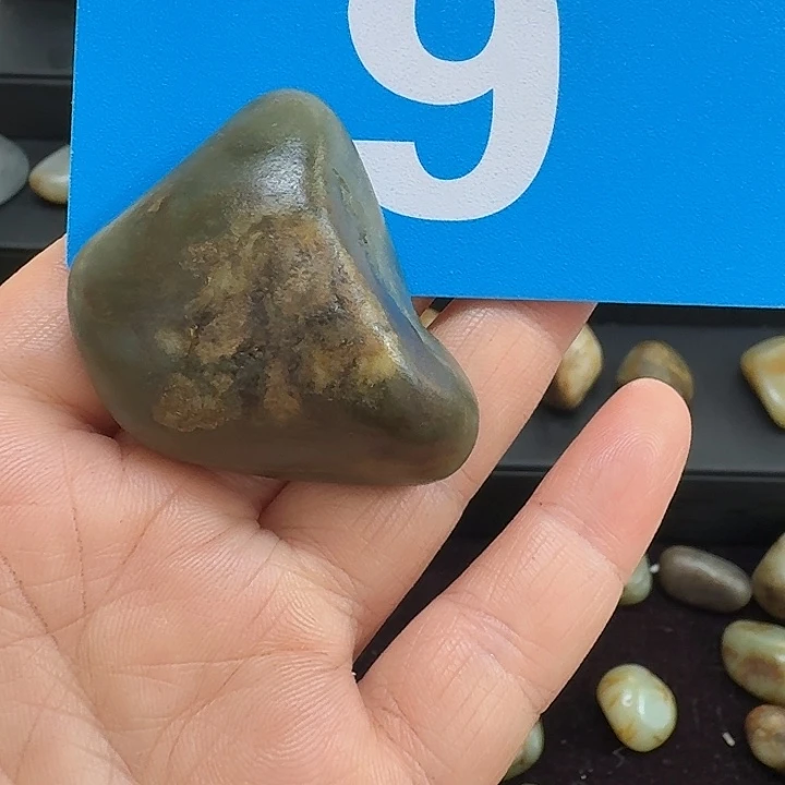 和田玉（糖玉）未镶嵌挂件