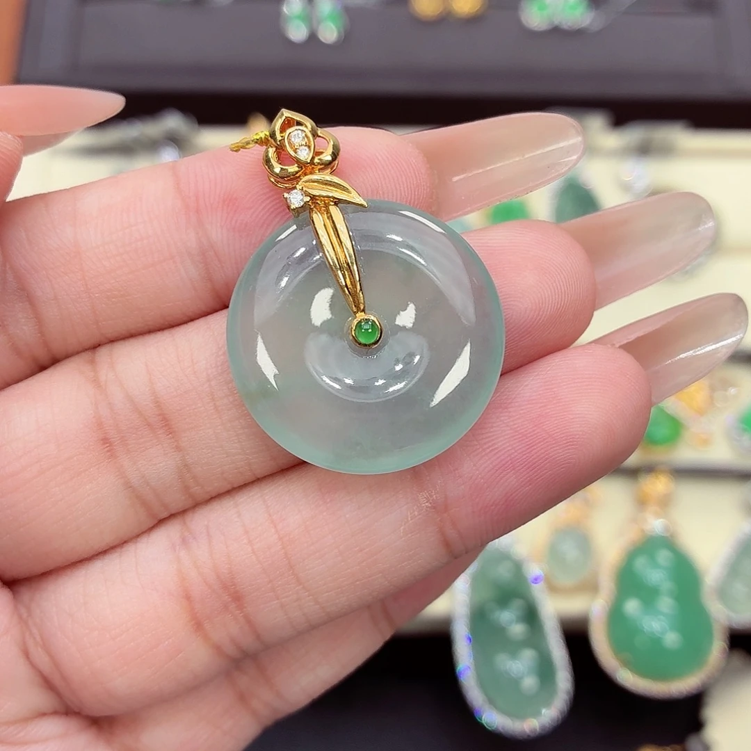 翡翠18K金镶嵌吊坠(不含链)