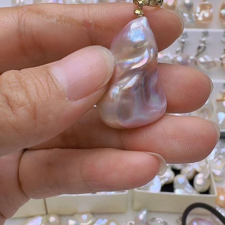 颈饰未镶嵌淡水珍珠