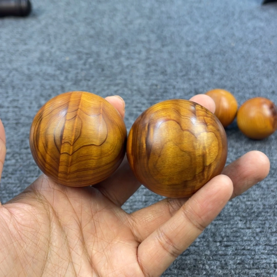 柏木（崖柏）太行崖柏，5.0龙胆闪手球，高油密
