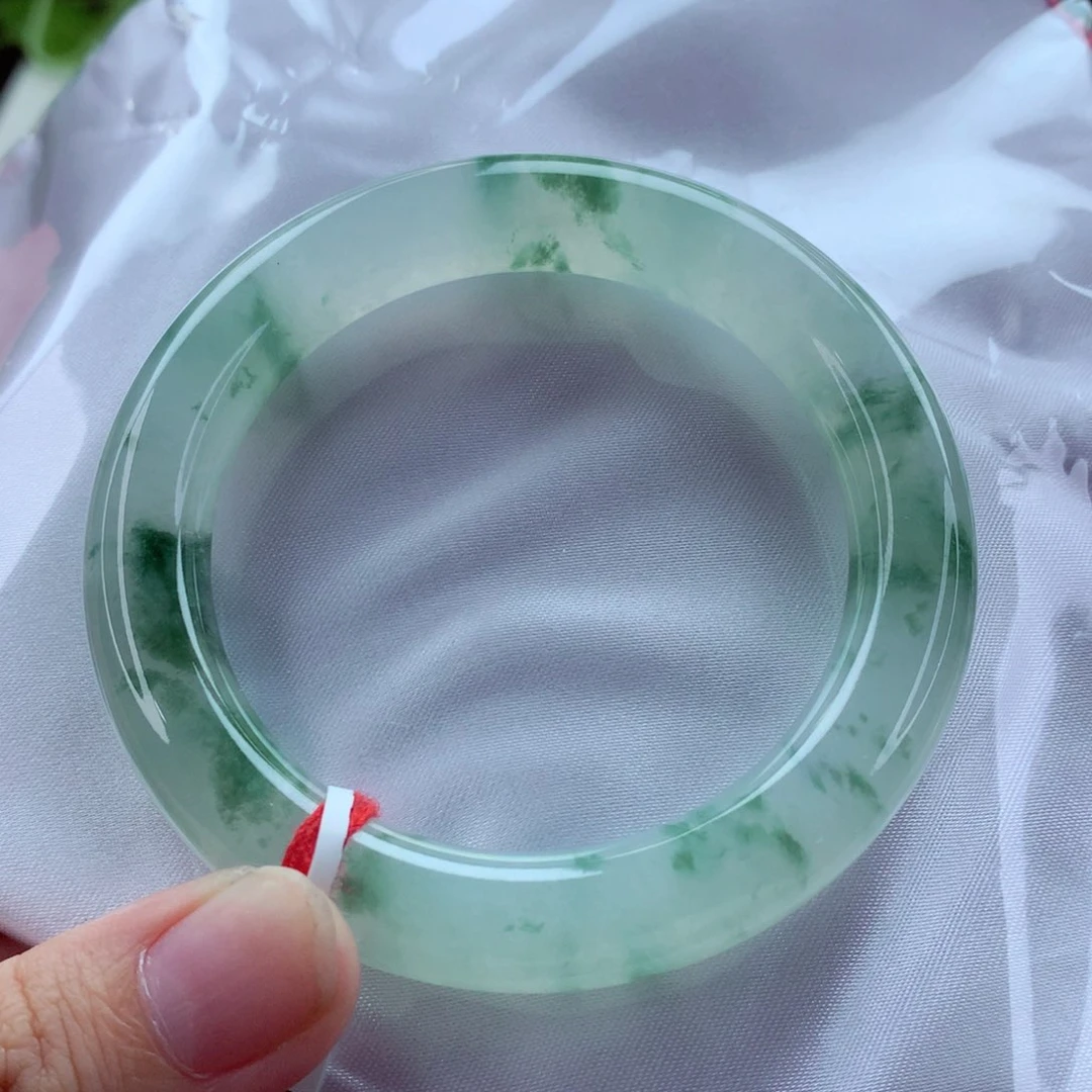 未镶嵌手镯（圆镯）翡翠白冰绿花 花随水动 力推 喵喵