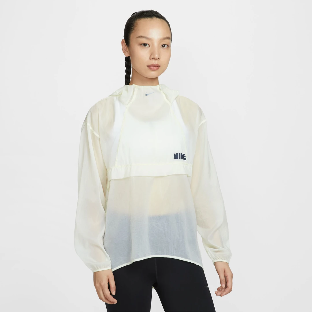 Nike耐克2025款女运动梭织薄款多巴胺防晒透气连帽外套II0464-047