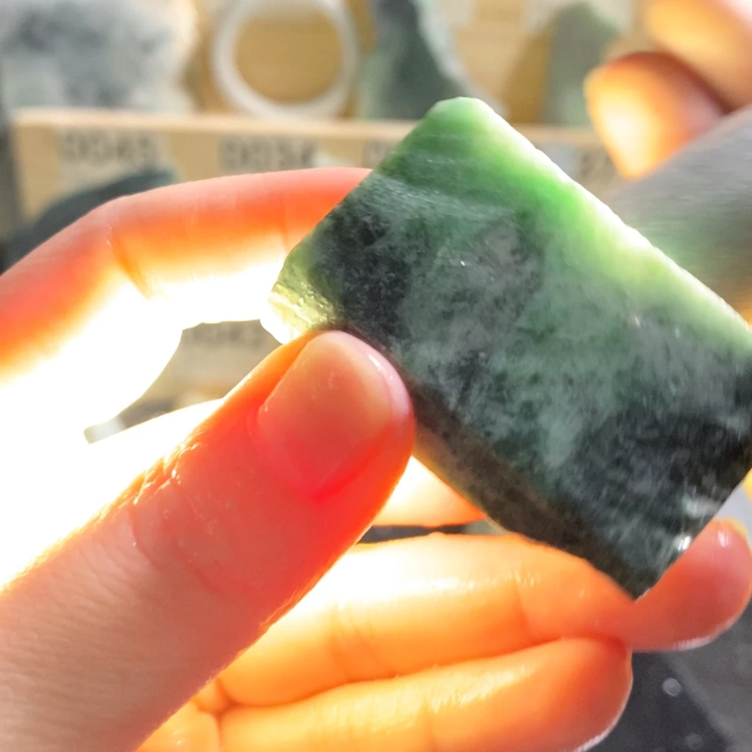 颈饰未镶嵌翡翠天然翡翠