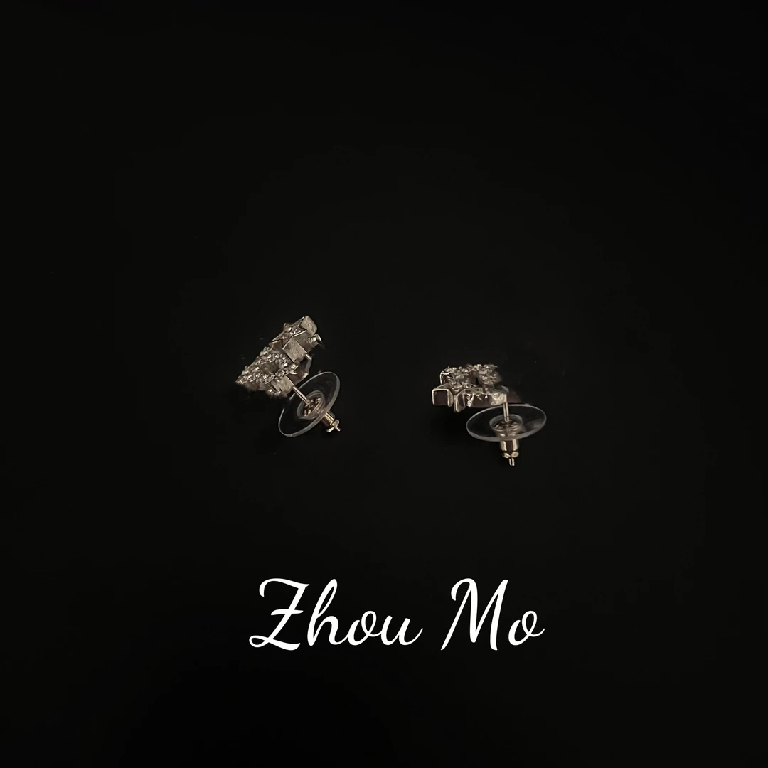 铜合金耳饰 【MOMO】经典满钻镶嵌五角星耳环B-206