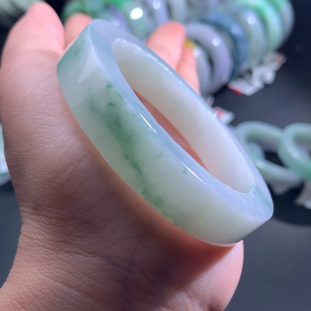 定制翡翠未镶嵌翡翠手镯七七