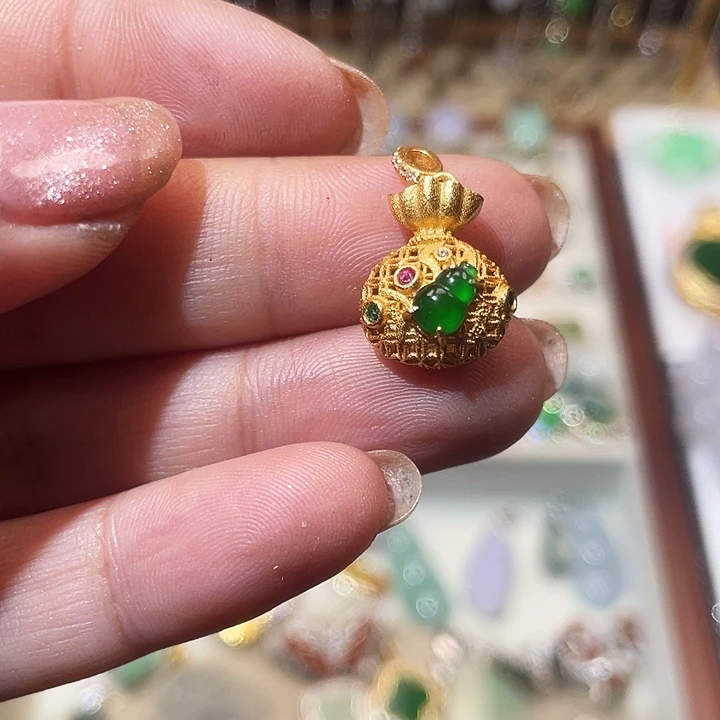 翡翠银S925镶嵌颈饰