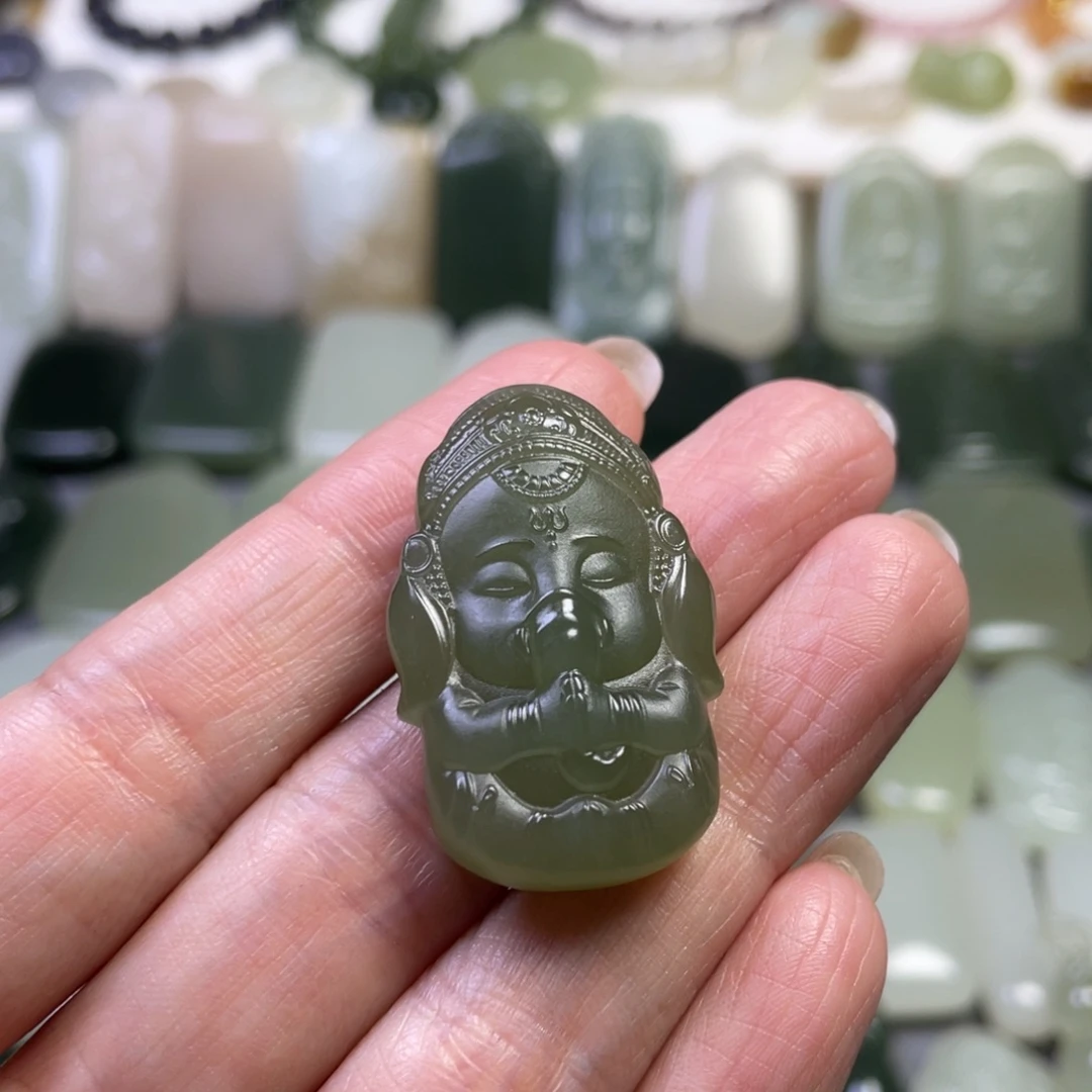 和田玉颈饰未镶嵌蜜*