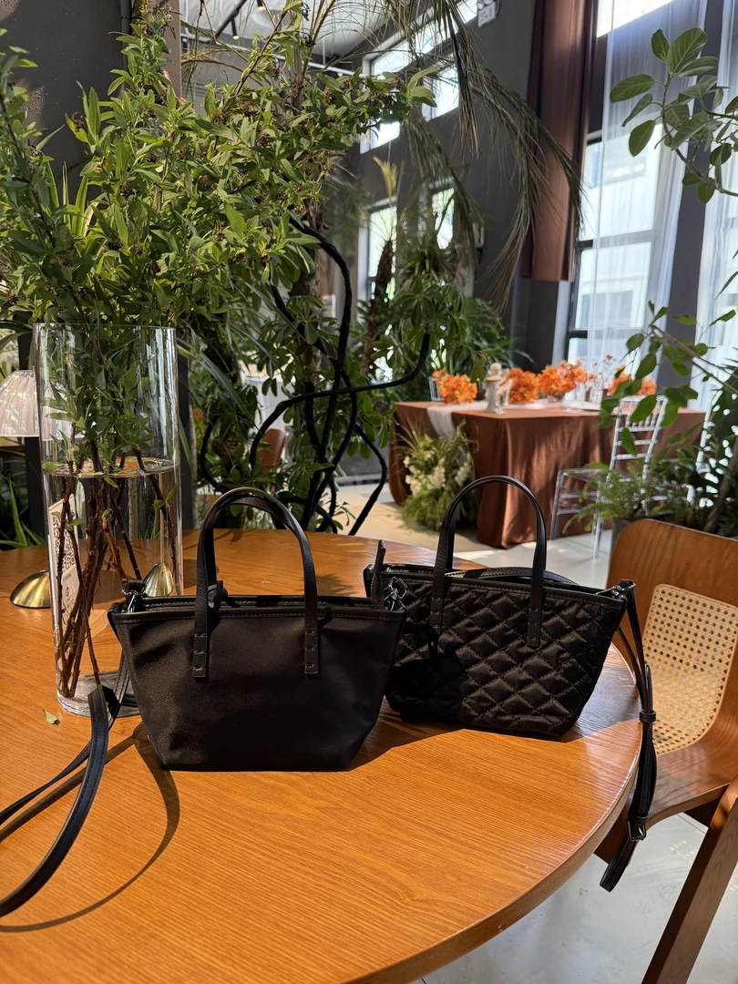 【慕懿时袋】25新款女士手提包上班通勤包轻便尼龙手拎包8122