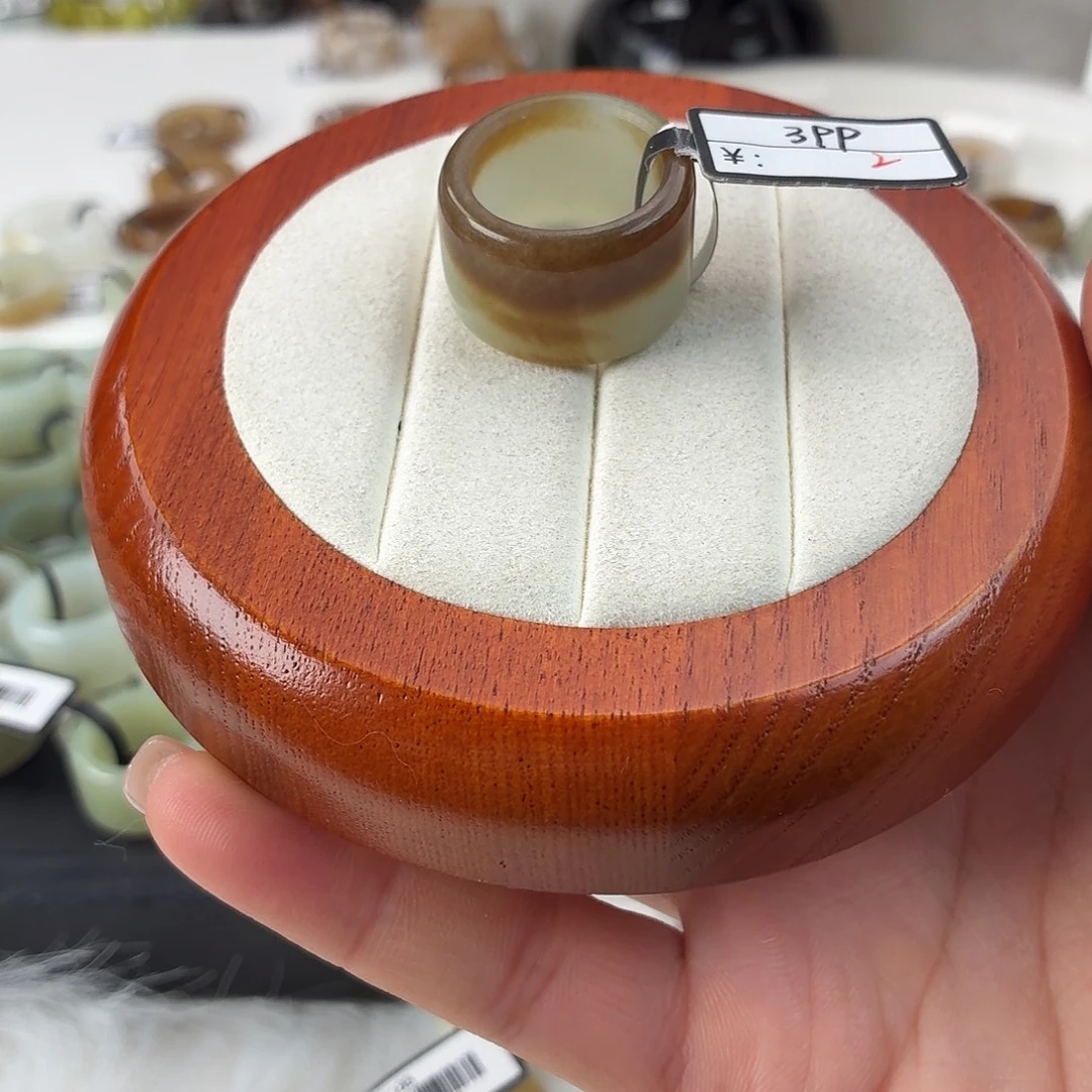 和田玉未镶嵌戒指Q66糖飘圆切内径18.0