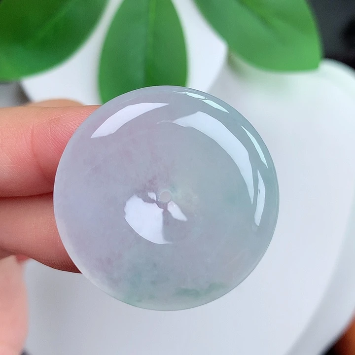 颈饰未镶嵌翡翠平安扣 31.7x5.8mm