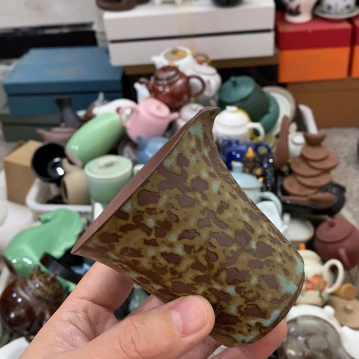 陶瓷艺术品和陶瓷艺术壶