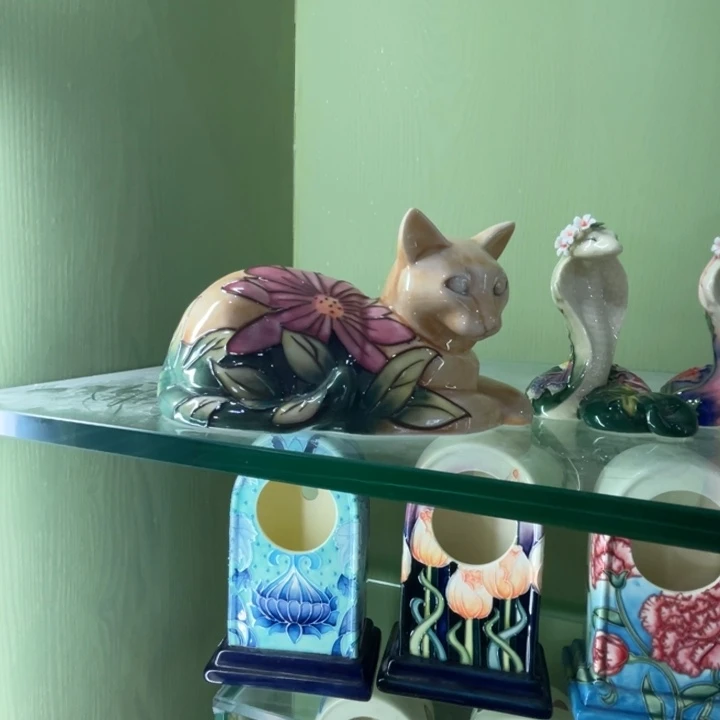 丽*16cm珐琅彩猫一只