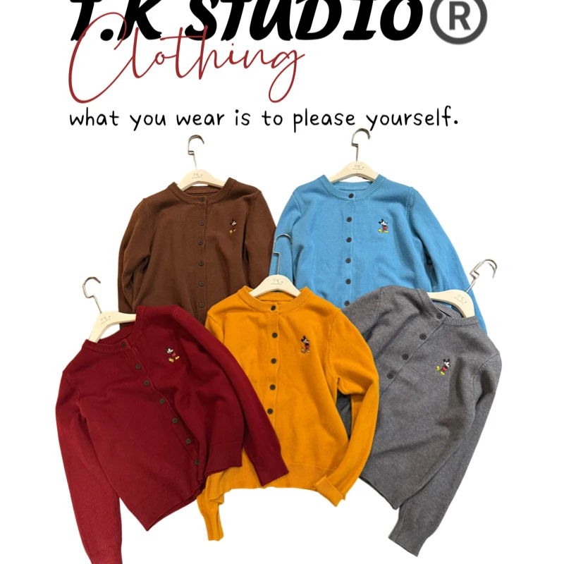 T.K<刺绣米奇>休闲针织衫圆领针织毛衣长袖刺绣开衫款毛针织衫