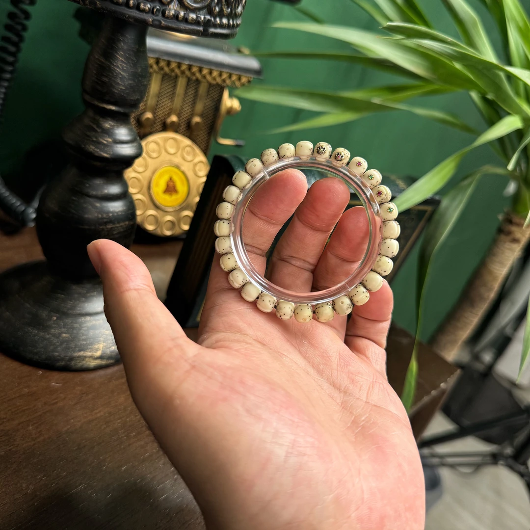 【瑾绣瑞盈星月专场】石玉料通体留白8.5mm奇异珠 SW009