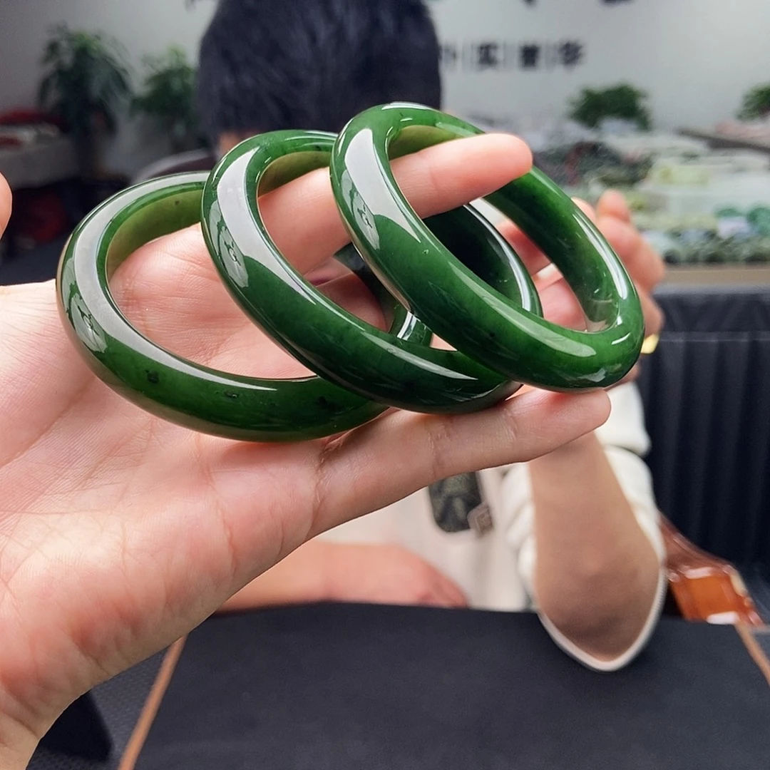 和田玉未镶嵌手镯53-59颜色多样性发拍一发一