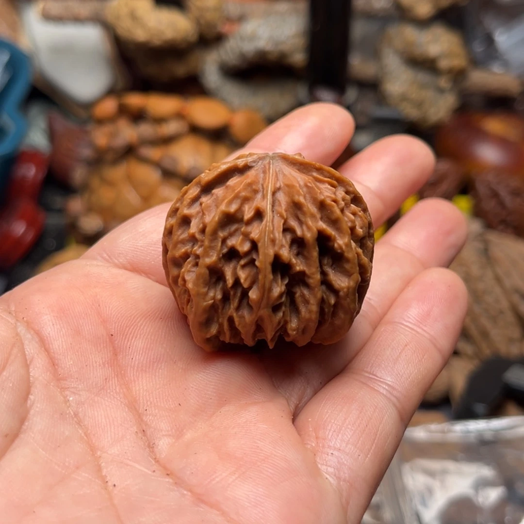 吊坠文玩核桃瑕疵裂胶74