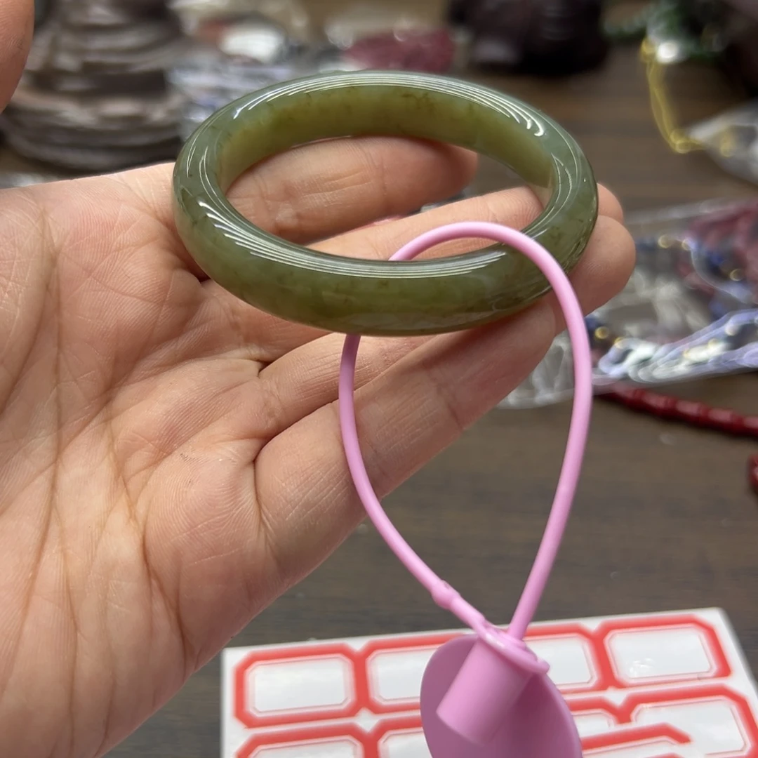 和田玉未镶嵌手镯52.4圈围504