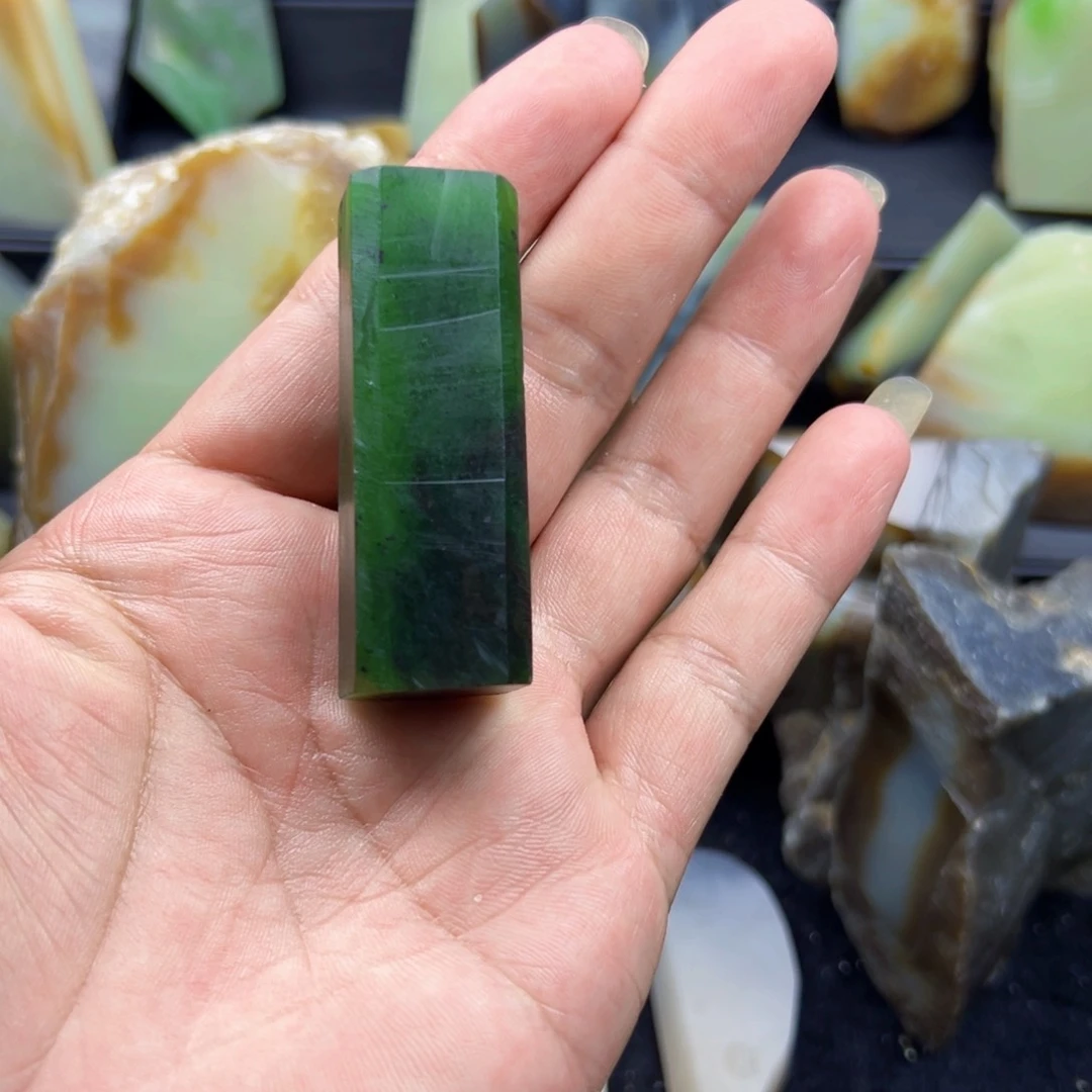 和田玉（糖玉）未镶嵌颈饰柴*任