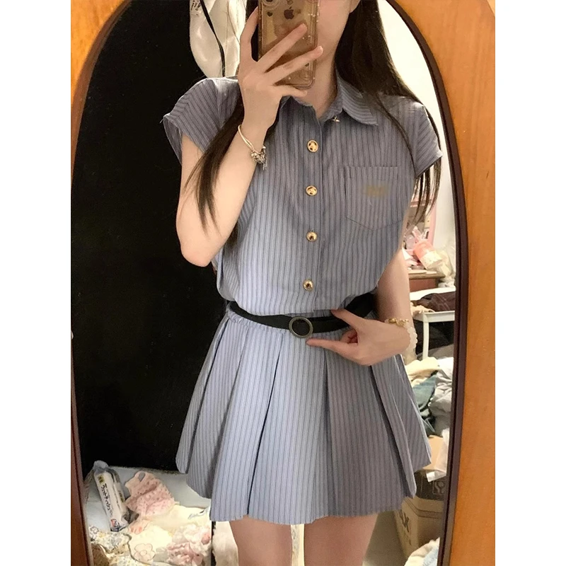夏季新款学院风蓝色条纹衬衫连衣裙女韩系收腰显瘦设计感百褶短裙
