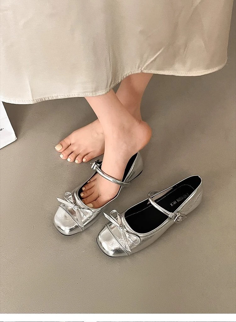 银色浅口芭蕾风平底单鞋圆头法式百搭配裙子秋季女鞋