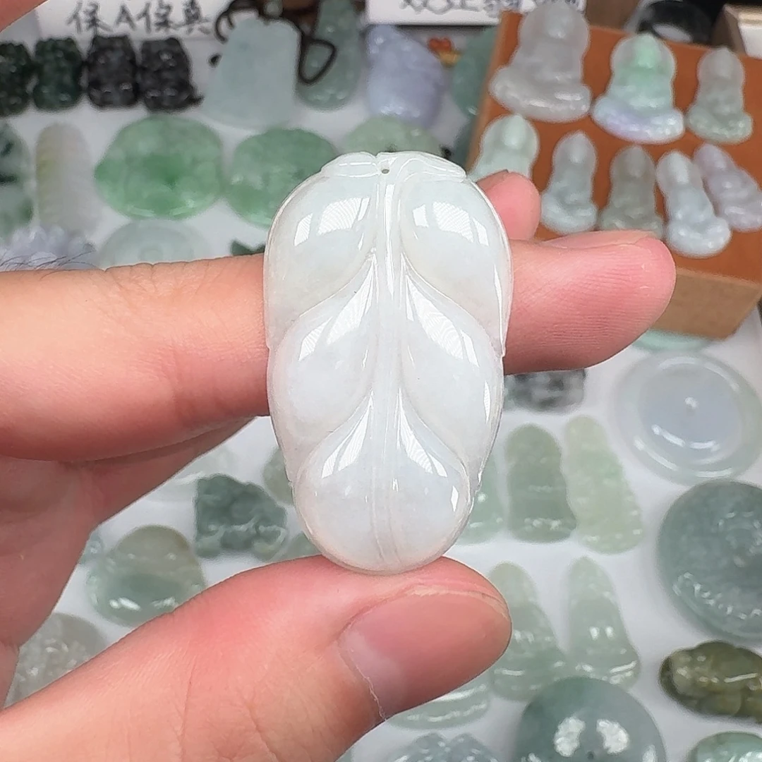 翡翠未镶嵌颈饰天然翡翠