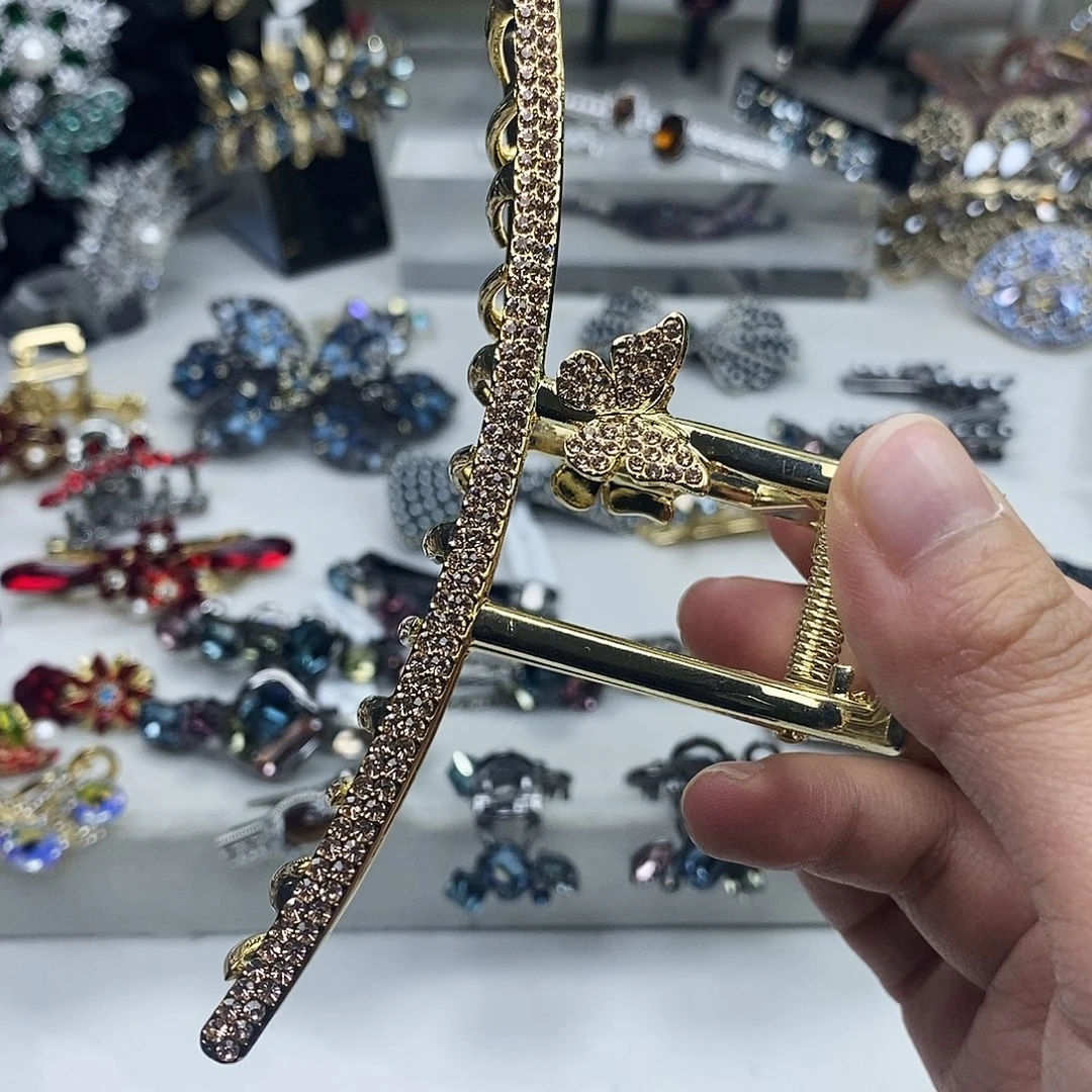 仿水晶合金大抓夹